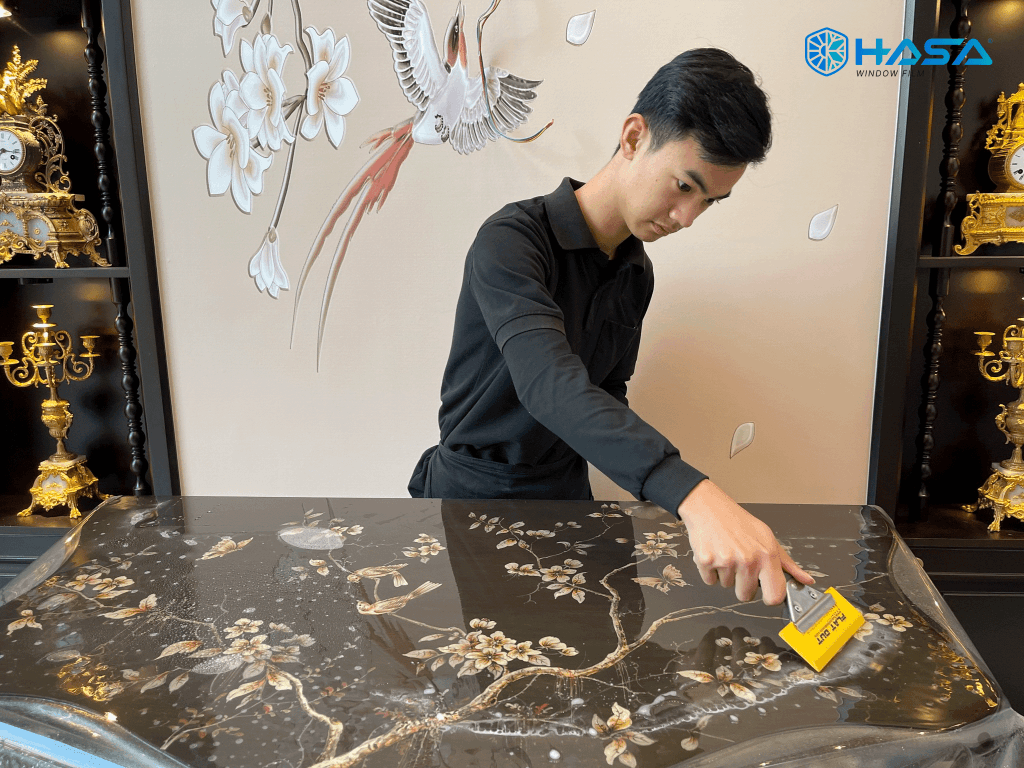 Phim bảo vệ nội thất 5 phim bao ve noi that giup chong o ban